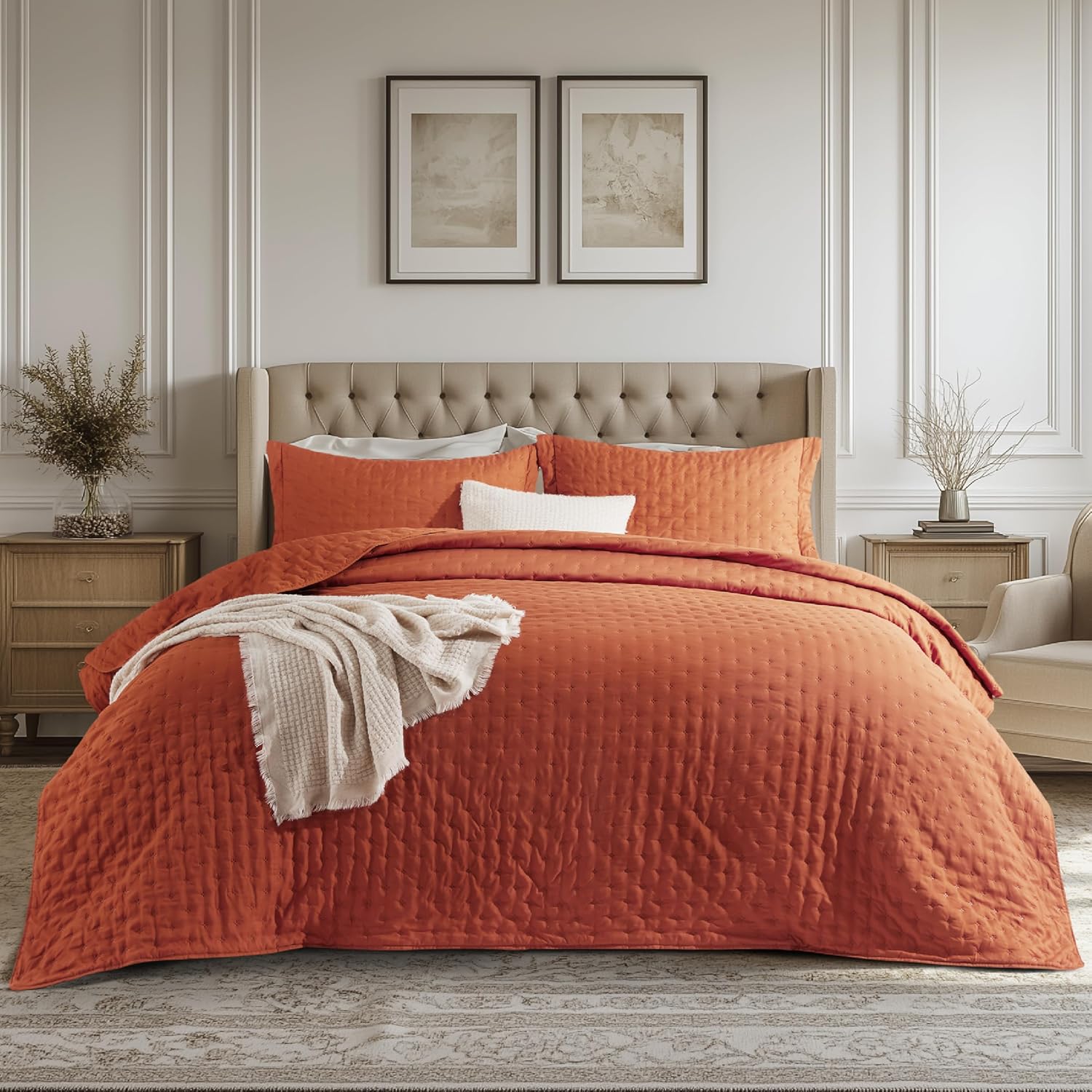 Quilts Queen Size - Bright White Bedspread Queen Size & Lightweight Comforter, Modern Coverlet with Clover Pattern, Ultra Soft All-Season Bedding, 90 x 96 Inches | Stitch-Free Quilting, Lightweight, Summer Bedding Set, Machine Washable, Pet-Friend